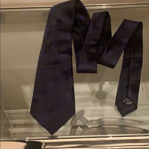 💯armani COLLEZIONI TIE - Picture 2 of 4